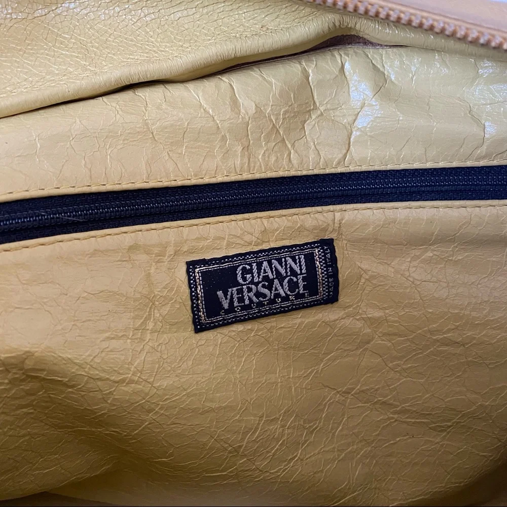 Gianni Versace Vintage Leather Medusa Tote - Picture 11 of 11